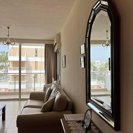 Beach Apartment Mackenzie, Ларнака Екстер'єр фото