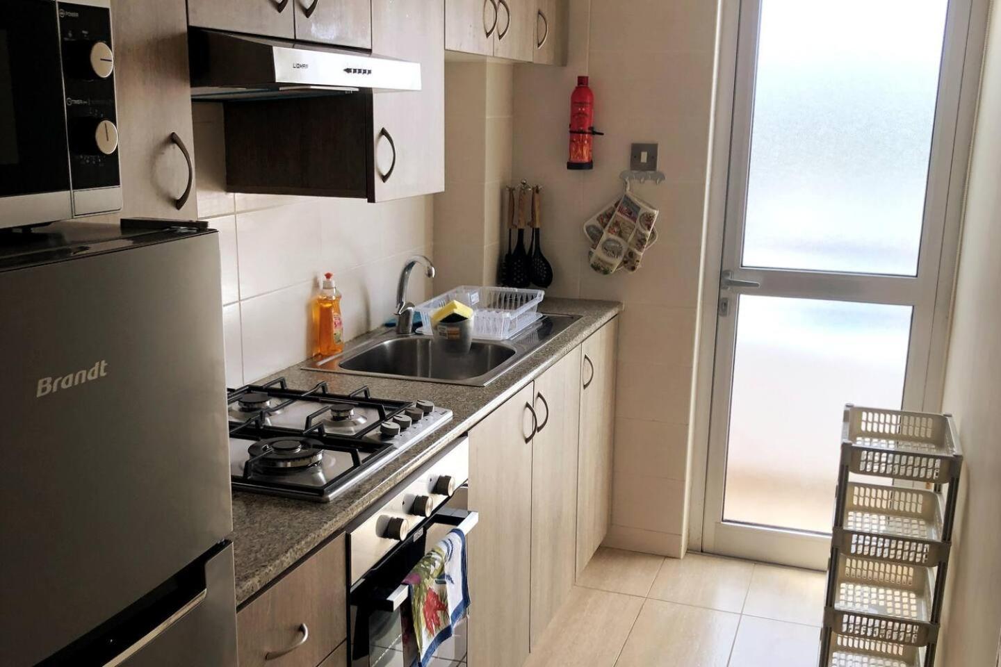 Beach Apartment Mackenzie, Ларнака Екстер'єр фото