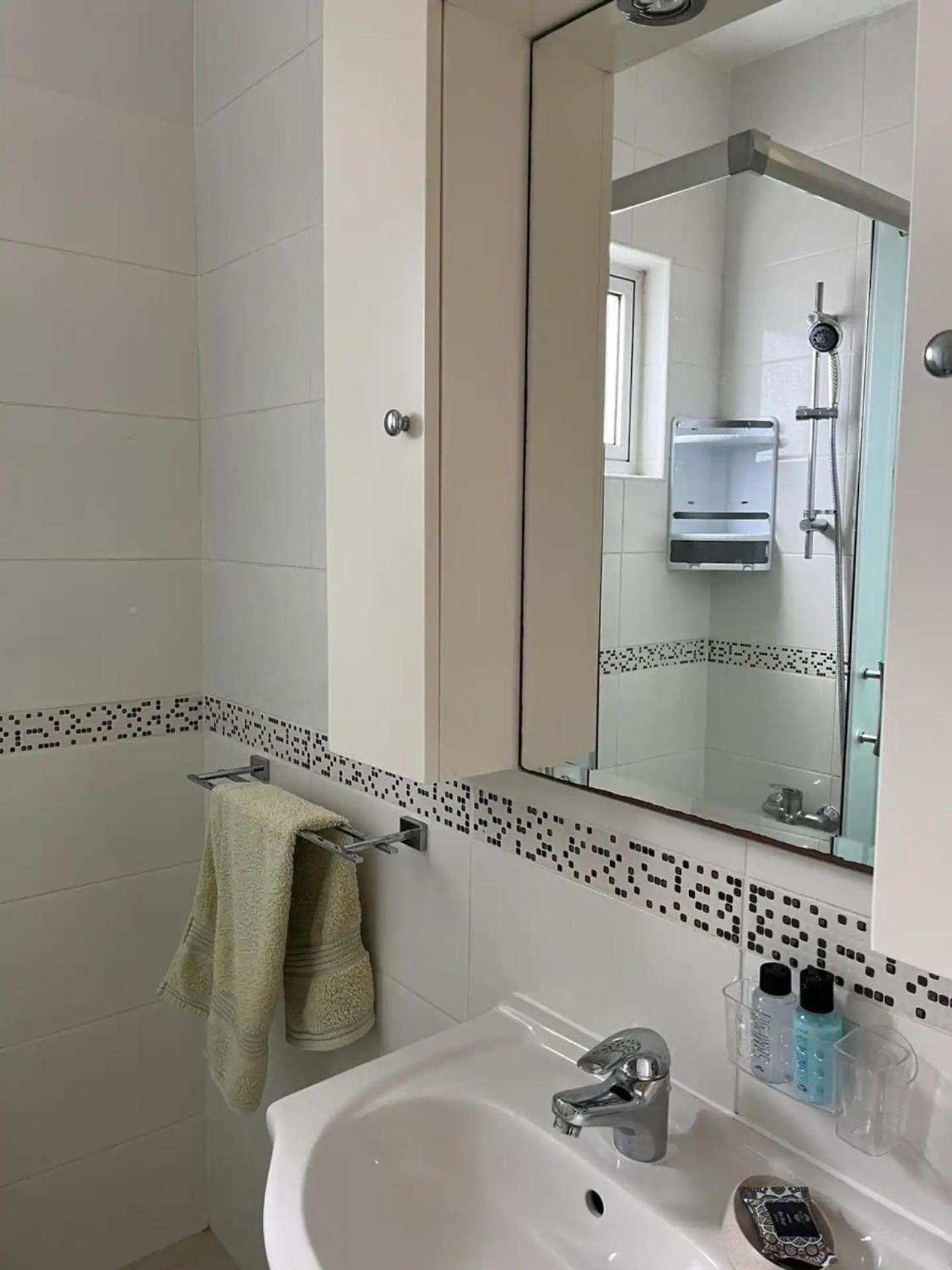 Beach Apartment Mackenzie, Ларнака Екстер'єр фото