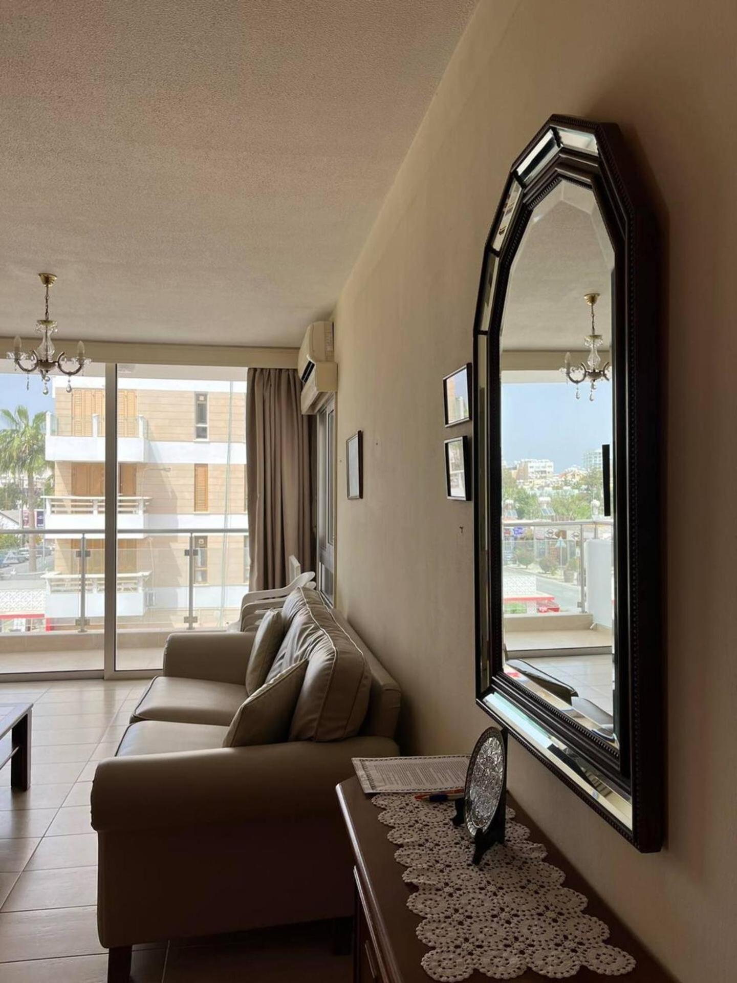 Beach Apartment Mackenzie, Ларнака Екстер'єр фото